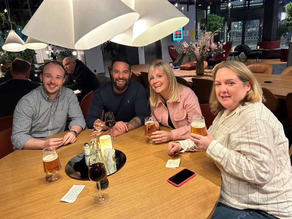 4 people enjoying a drink in sweden
